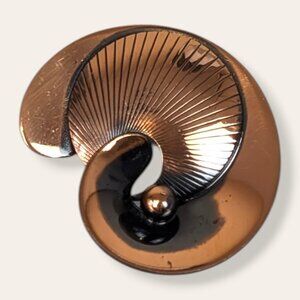Vintage Copper Swirl Shell Brooch